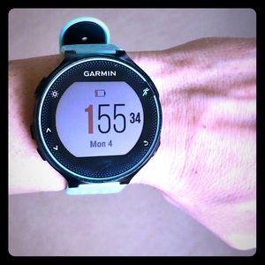 Garmin Forerunner 235